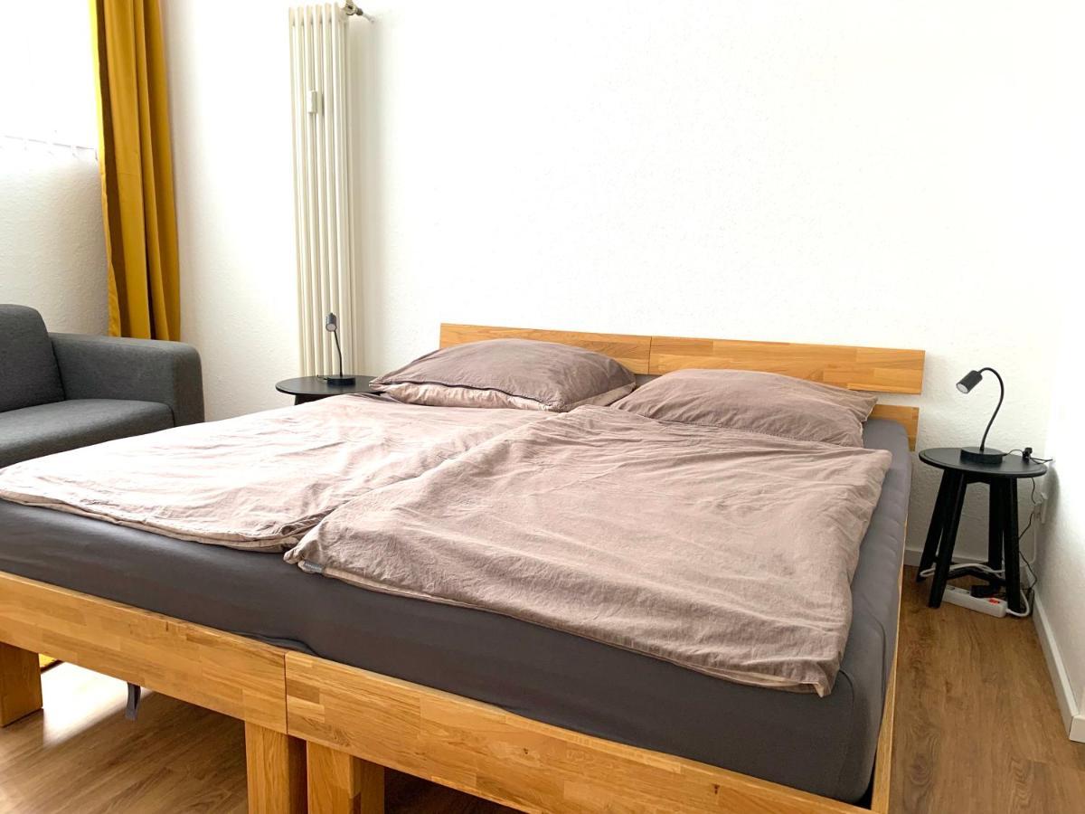 Alles Komplett - 2 Schlafzimmer, Grosse Kueche, Bad Cologne Exterior photo