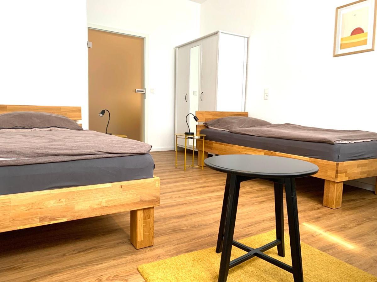 Alles Komplett - 2 Schlafzimmer, Grosse Kueche, Bad Cologne Exterior photo