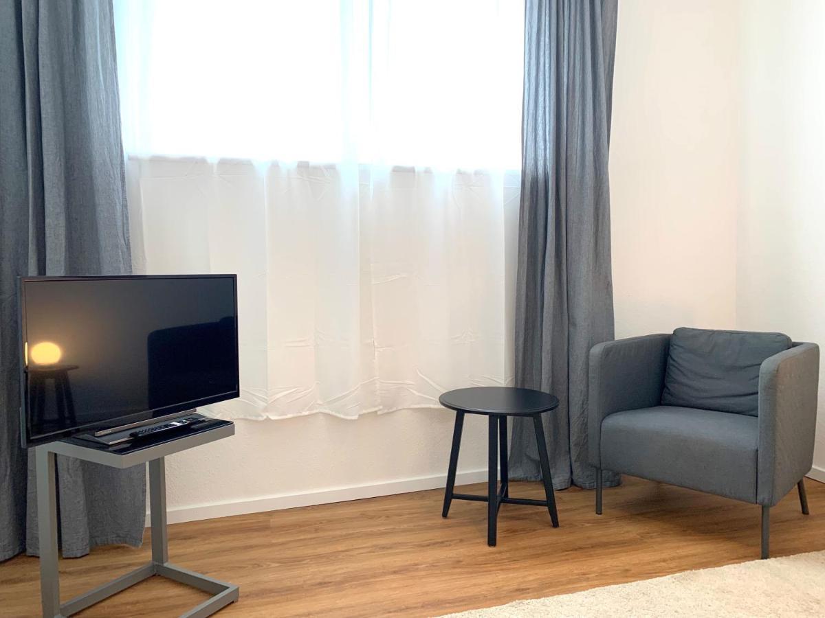 Alles Komplett - 2 Schlafzimmer, Grosse Kueche, Bad Cologne Exterior photo